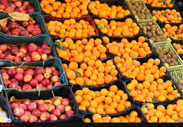 دلایل گرانی میوه و سبزی در بازار/پرتقال به کیلویی ۴۰۰۰ تومان رسید